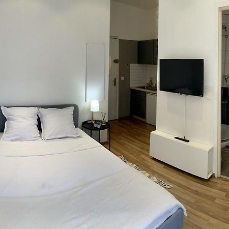 Studio Cosy Refait A Neuf, Centre-Ville Nizza Exterior foto
